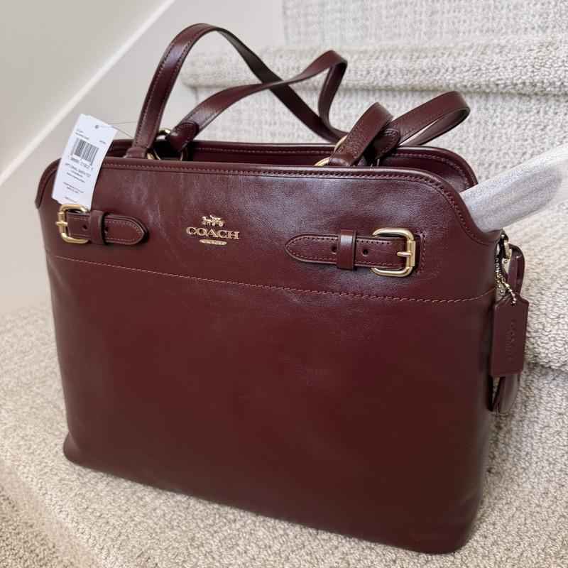 NWT 🍷 COACH Easton Tote Bag CCZ07 Gold/Dark Wine Shiny Smooth Leather