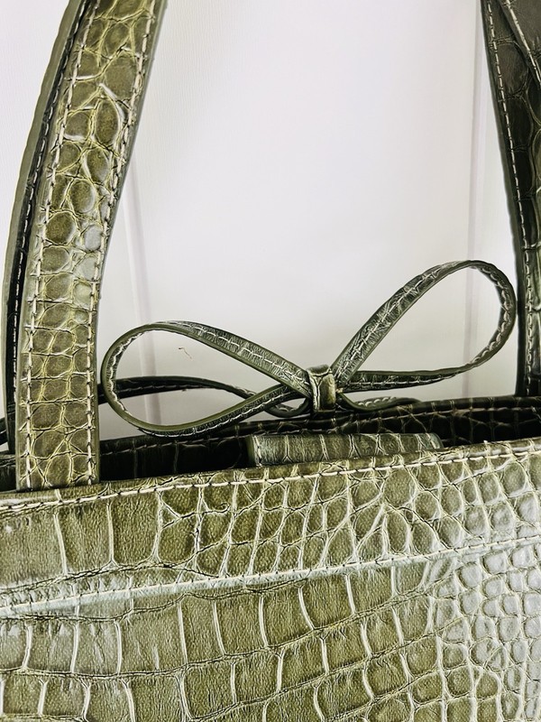 Vintage Liz Claiborne Olive Green Crocodile Embossed Shoulder Bag Bow Accent gallery
