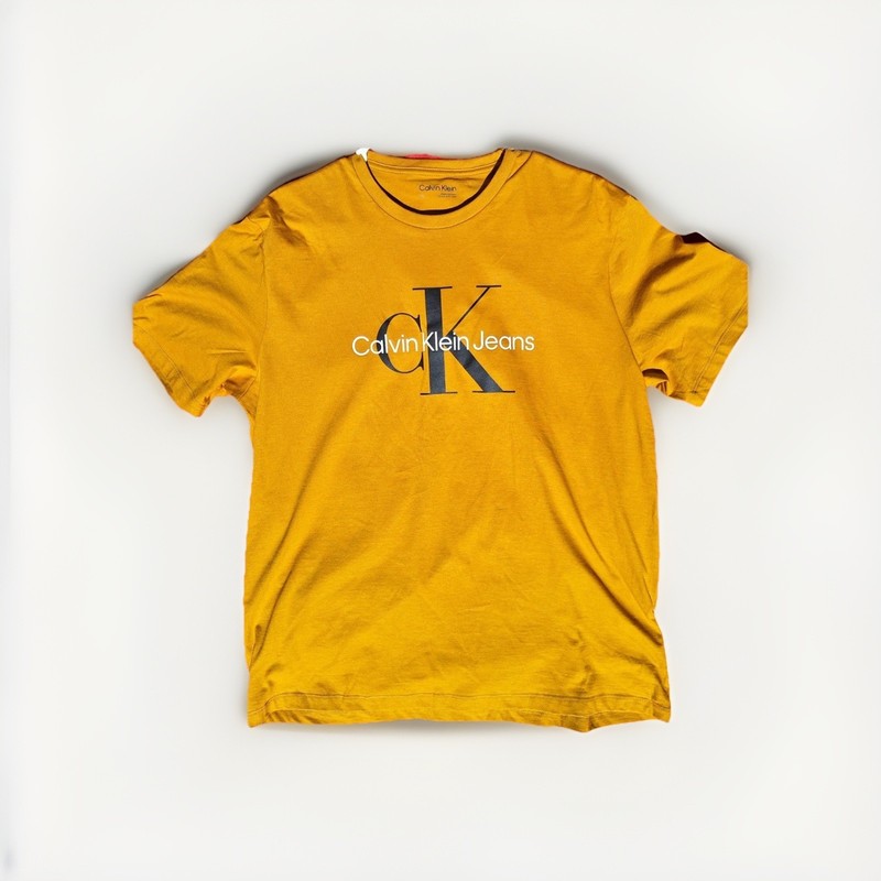 NWT Calvin Klein Jeans Men’s Classic CK Monogram Logo Short Sleeve T-Shirt Tee