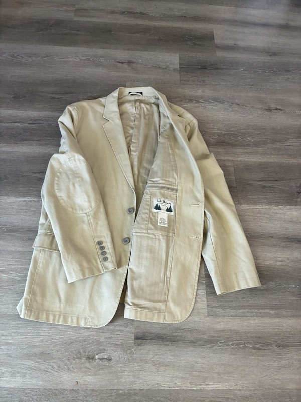 Men’s L.L. Bean Casual Jacket Size 50 Khaki Color Button Front Elbow Patches