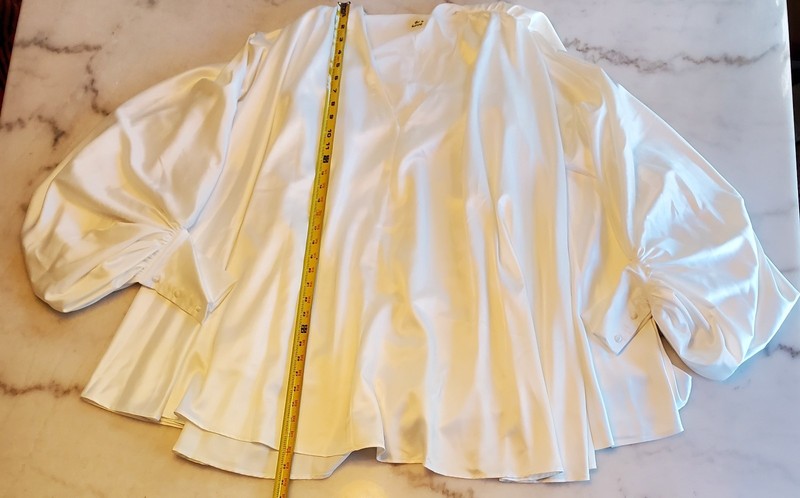 Blue Butter Cup Silk like Taffeta Creamy White Pearl Blouse Top Women’s S E30