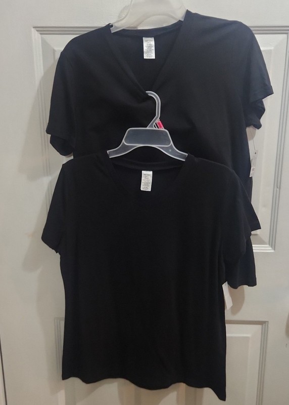 2 Piece West Loop Women’s Black V-Neck T Shirt. Size- Large Set New