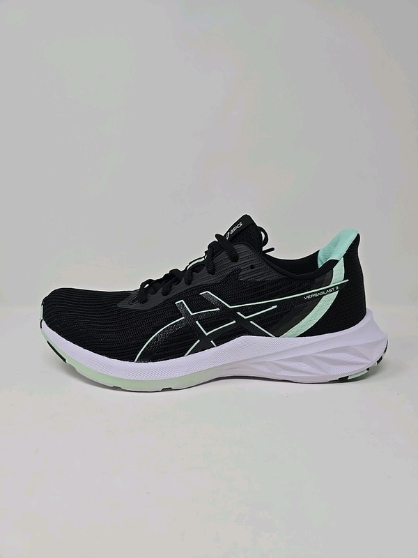 Womens Asics Versablast 3 Athletic Running Shoes size 8 US/ 39.5 EU / 25 CM