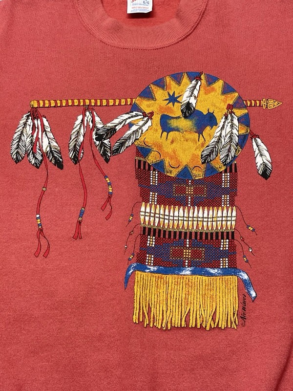VTG 90s Red Native American Beadwork Buffalo Feather Graphic Print Sweatshirt L gallery
