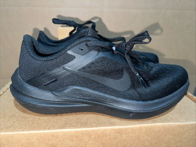 NIKE Winflo 10 Trainers Sneakers Shoes,Anthracite Black, Women’s Sz 6