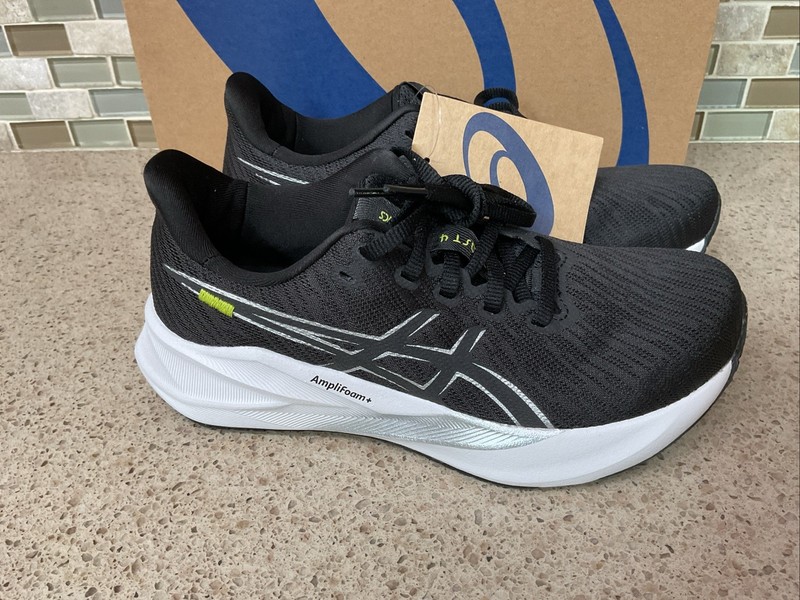 Asics Womens Sneakers Versablast 4 Black Silver Left Sz 7 Right Sz 6 Shoes New gallery