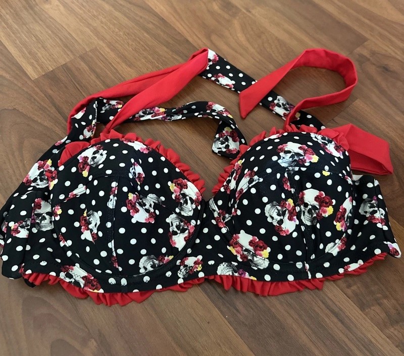 Skull And Floral Swimsuit Halter Tie String Bikini Top Medium MD- See Pics 6