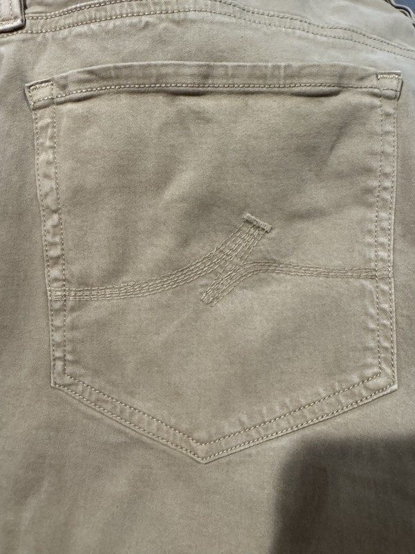34 Heritage Men’s Khaki Light Wash Denim Jeans Straight Leg Mid-Rise 36/34 gallery