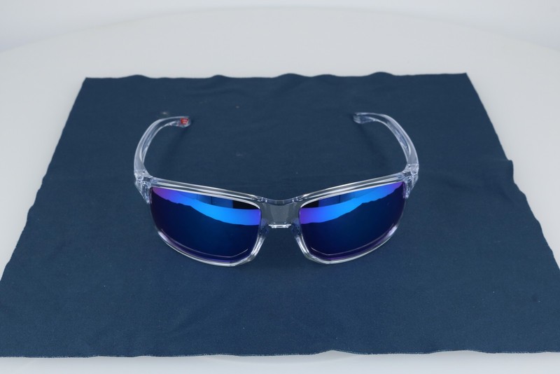 Oakley Gibston Xl Clear Rectangle Oo9470 Polarized Sunglasses 62-17-133