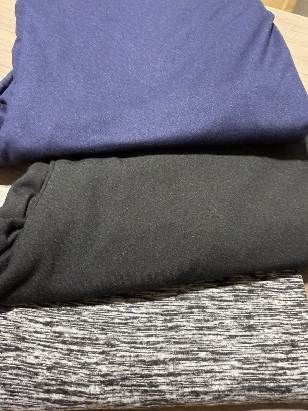 3 PAIR-Feathers Leggings Lot-Womens L -BLACK ,BLACK /WHITE, AND BLUE