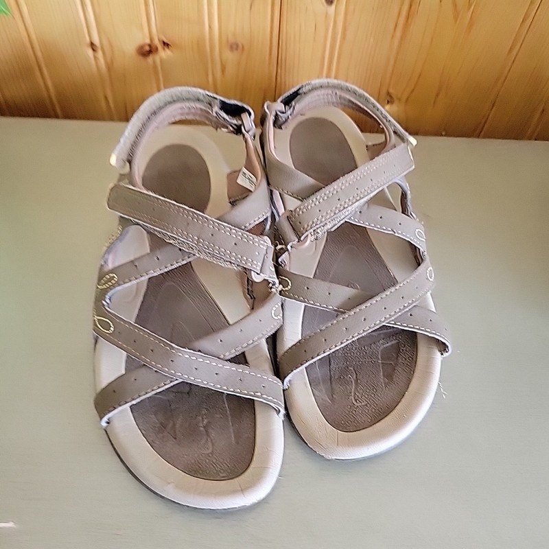 Hi-Tec Sz 6 Tan Brown Women’s Sport Cross Strappy Sandals Multi Traction