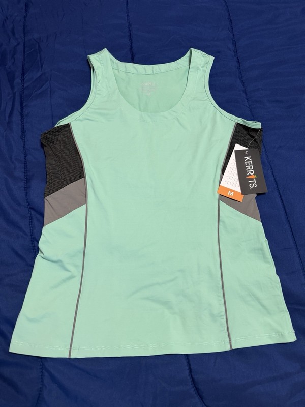 NWT Kerrits Women’s Medium Mint Green Athletic Tank Top
