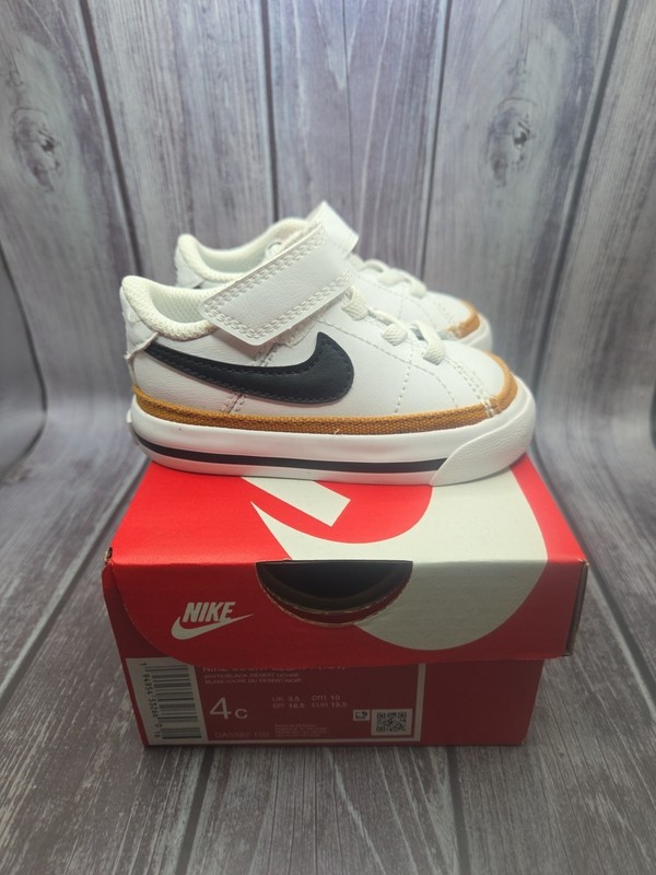 Nike Baby Shoes US. Size 4C Infant DA5382-102 White/Black/Gold See Pictures