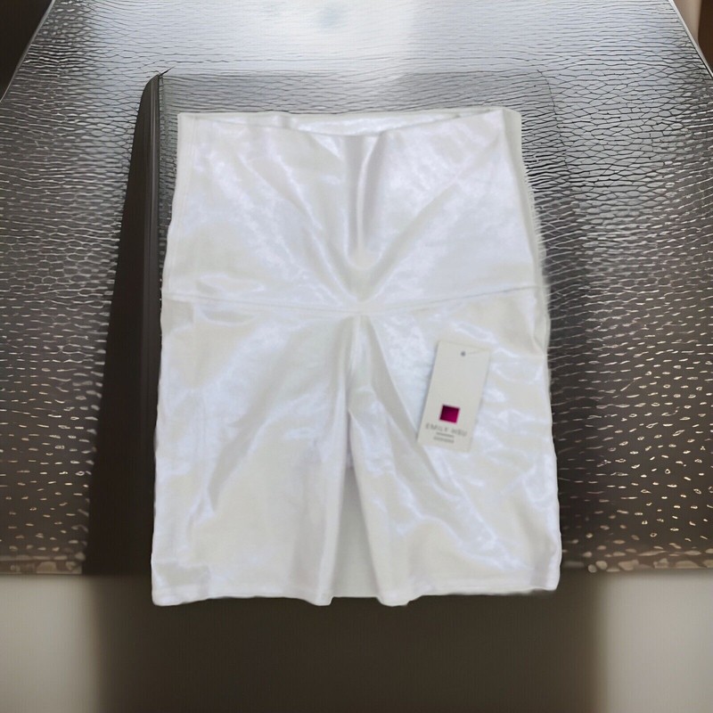 NEW Emily Hsu White Pearl shimmer biker shorts women size M
