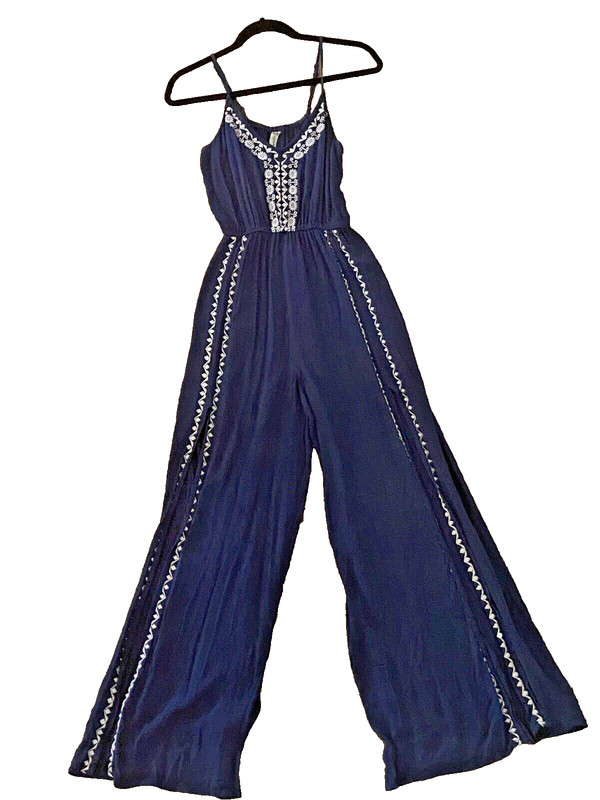 AMERICAN RAG EMBROIDERED SLIT LEG 100% RAYON Navy blue JUMPSUIT Sz S