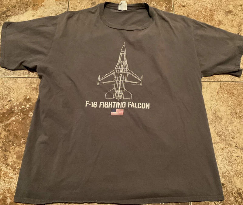 PORT & COMPANY F-16 FIGHTER PATRIOTIC GRAPHIC T-SHIRT ( MENS XL ) DARK GREY