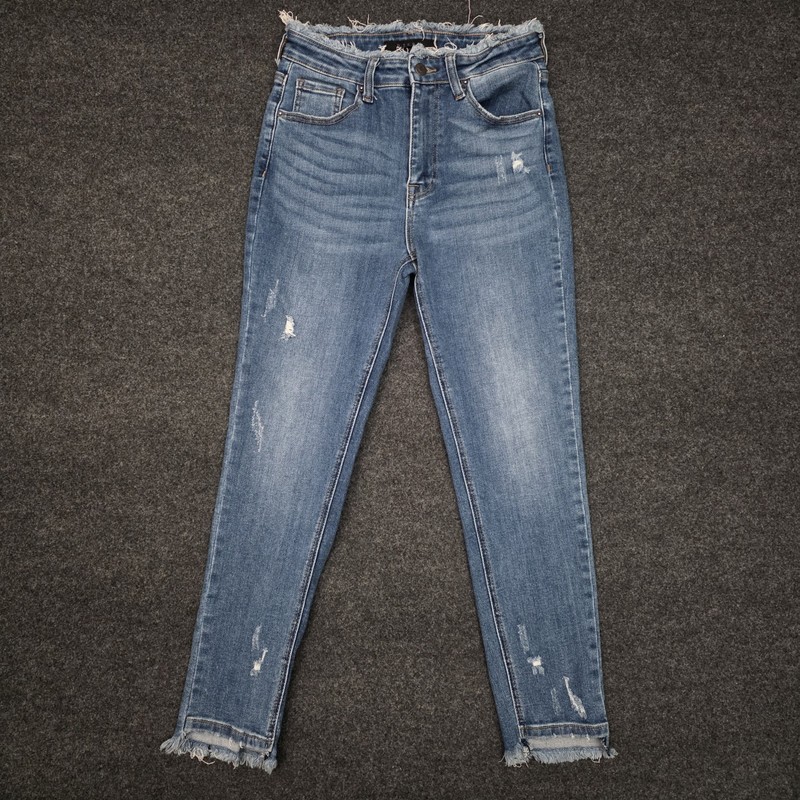 Risen Womens 27/5 Blue Skinny Distressed Jeans Medium Wash Comfort Stretch