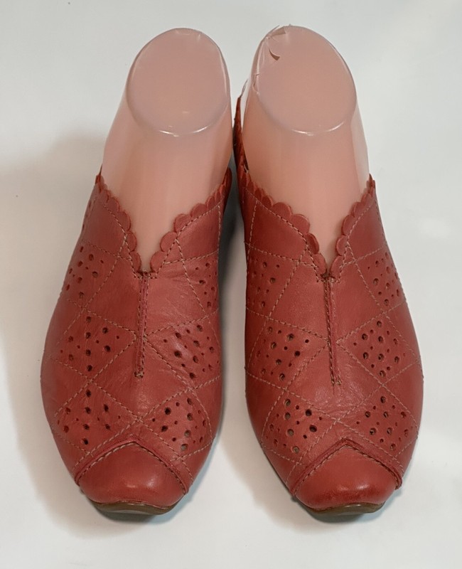 Josef Siebel Slide Mules Sz 37 EU Leather eyelet cutouts Slip On Clogs