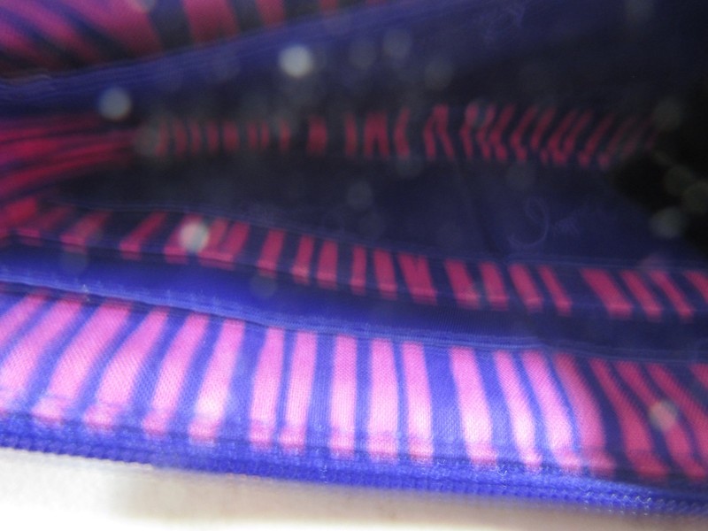 Vera Bradley Accordion Wristlet Wallet Variation Turnlock/ Zip Oranizer Clutch gallery