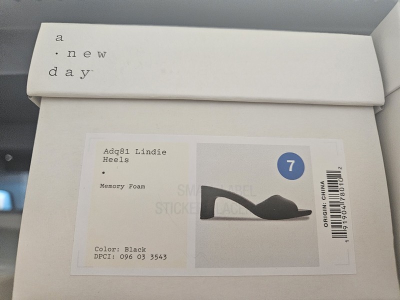 Women’s Lindie Mule Heels – A New Day Size 7