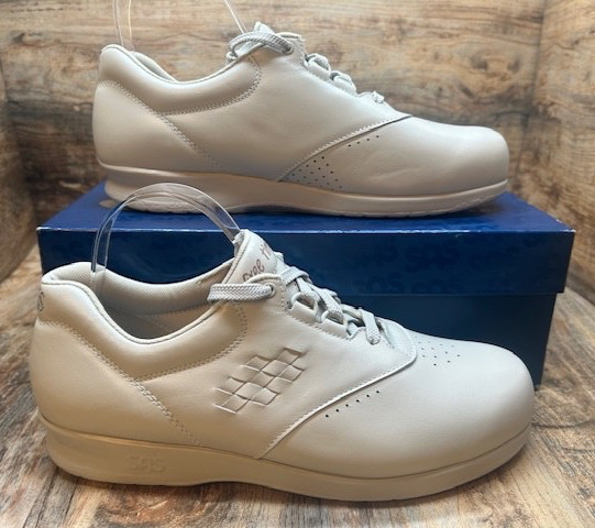 SAS Women’s Free Time Comfort Leather Walking Shoes Bone EZ Lace NIB – Size 9.5M
