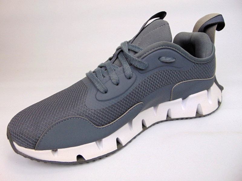 NEW Reebok Zig Dynamica Men's Running Shoes MISMATCH Size 8.0 - 8.5 Gray Sneaker gallery