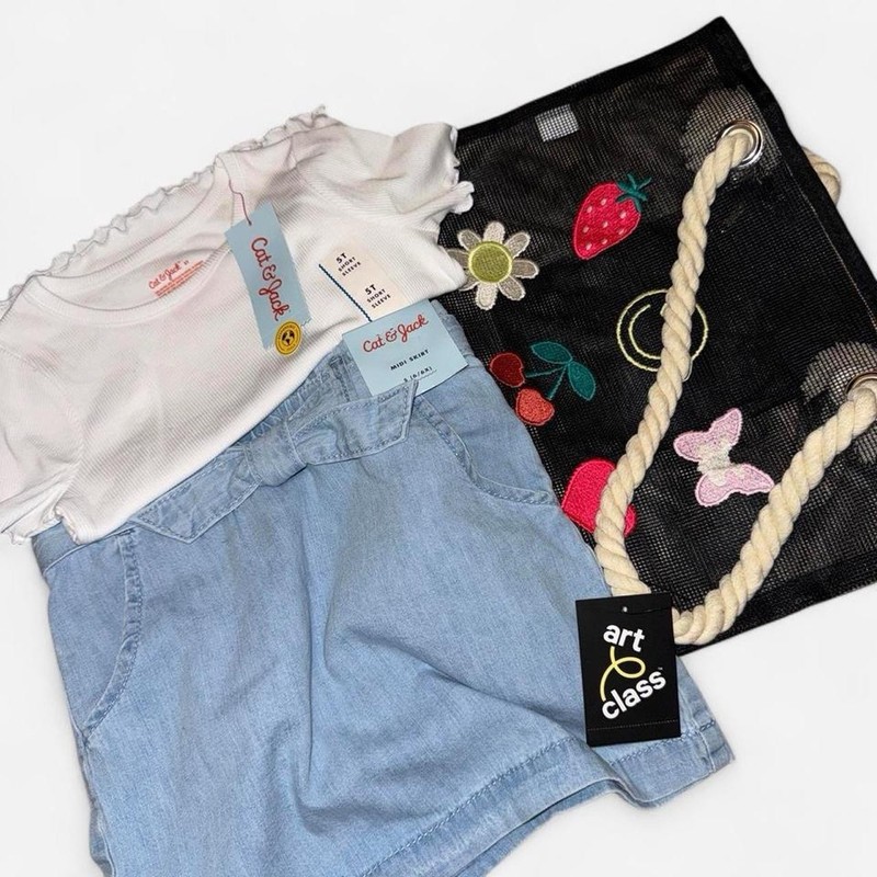 Bundle! NEW Cat & Jack Outfit (5T-6) with A Cute Summer Bag and Matching Purse
