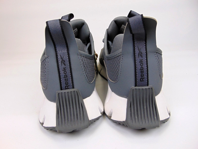 NEW Reebok Zig Dynamica Men's Running Shoes MISMATCH Size 8.0 - 8.5 Gray Sneaker gallery