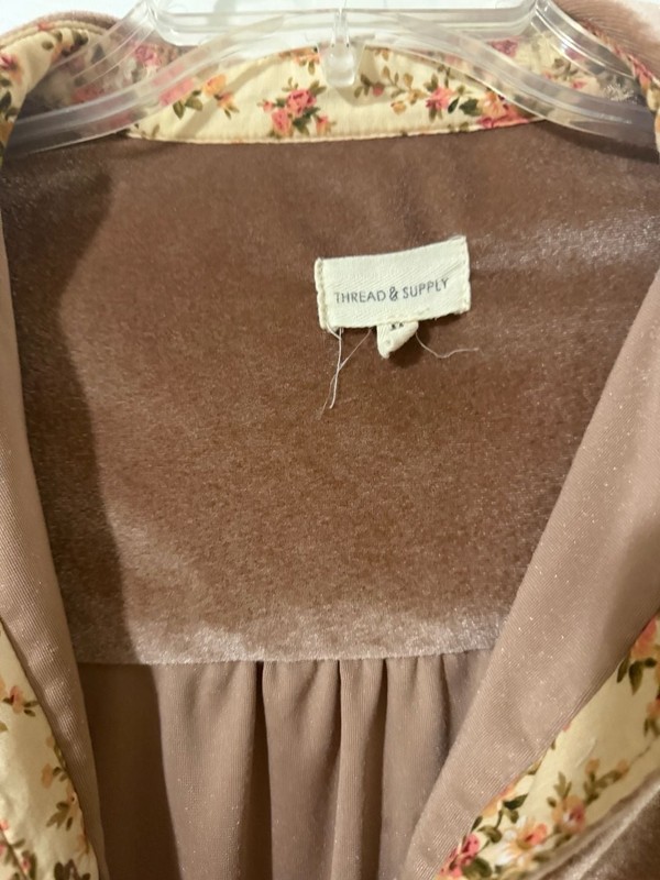 Thread & Supply Women's Brown Velvet Button Down Shirt Size XS gallery