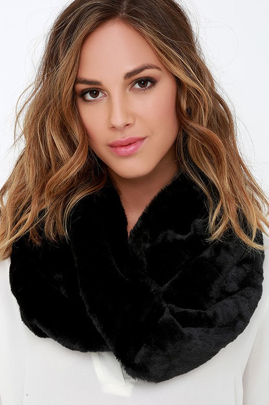 Faux Fur Infinity Scarf Black One Size Convertible Double Wrap West Loop Women’s
