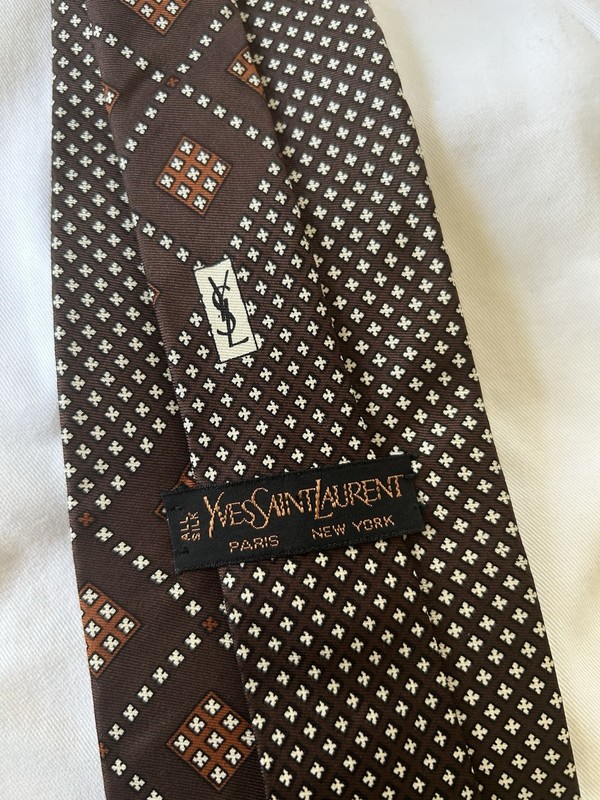 Yves Saint Laurent Men’s Vintage Necktie Brown Color Geometrical Silk Tie
