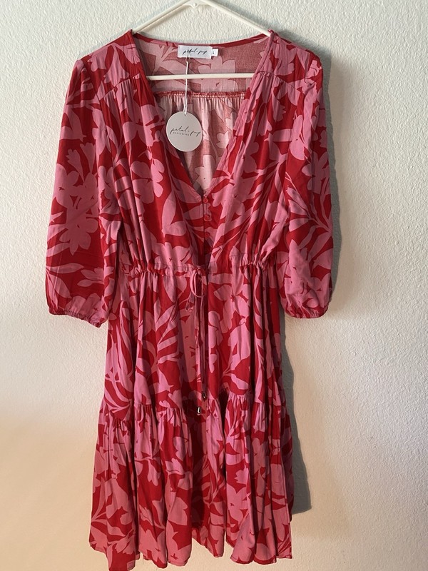 New NWT Petal & Pup Tiered Dress Brigthon Red and Pink Floral Curvy Vacation L