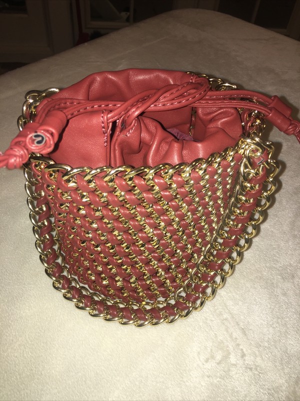 Street Level Drawstring Bucket Bag burgundy GOLD Chain Weaved New gallery