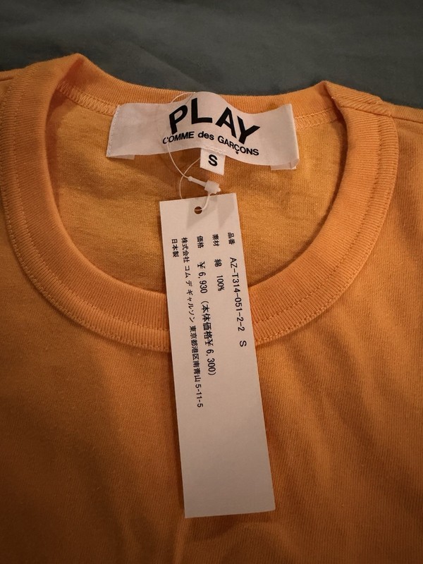 Comme des Garcons PLAY Orange Embroidered Heart Logo Crew Neck T-Shirt S