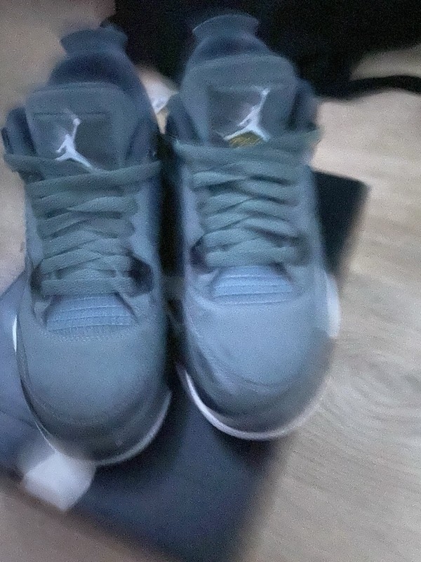 Jordan Air Jordan 4 Men’s Gray/Black/White Mid Top Lace-Up Sneakers gallery