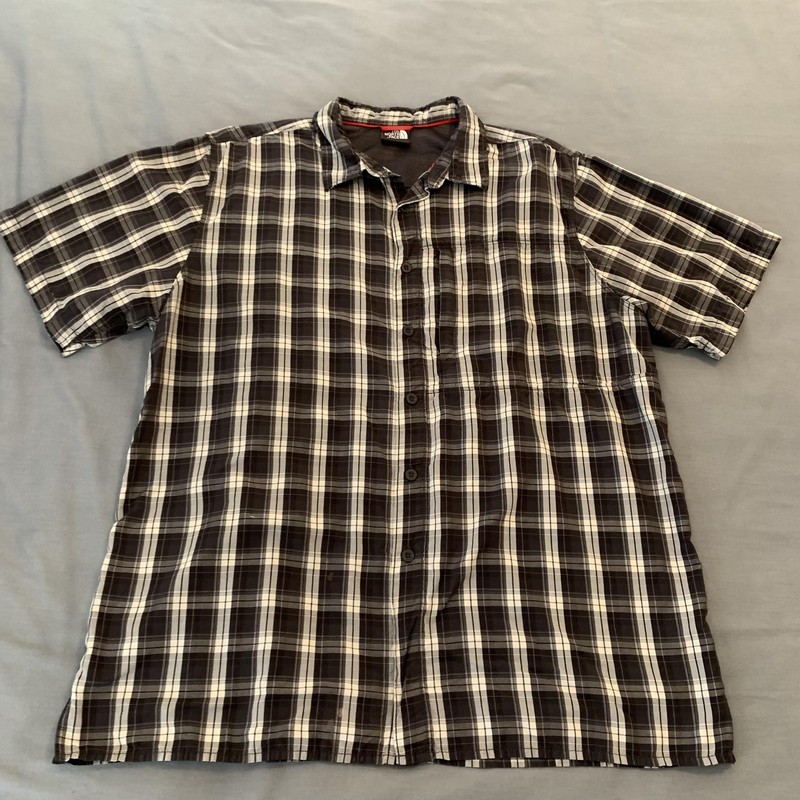 The North Face Shirt Mens XL Gray Plaid Short Sleeve Button Front Casual Outdoor
