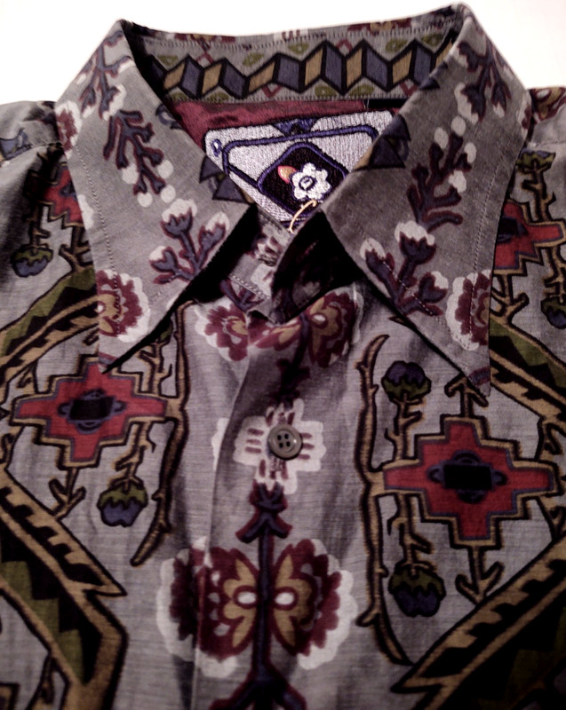 ROBERT GRAHAM Button Front 100% Cotton Body 100% SILK Trim XL GEOMETRIC Shirt
