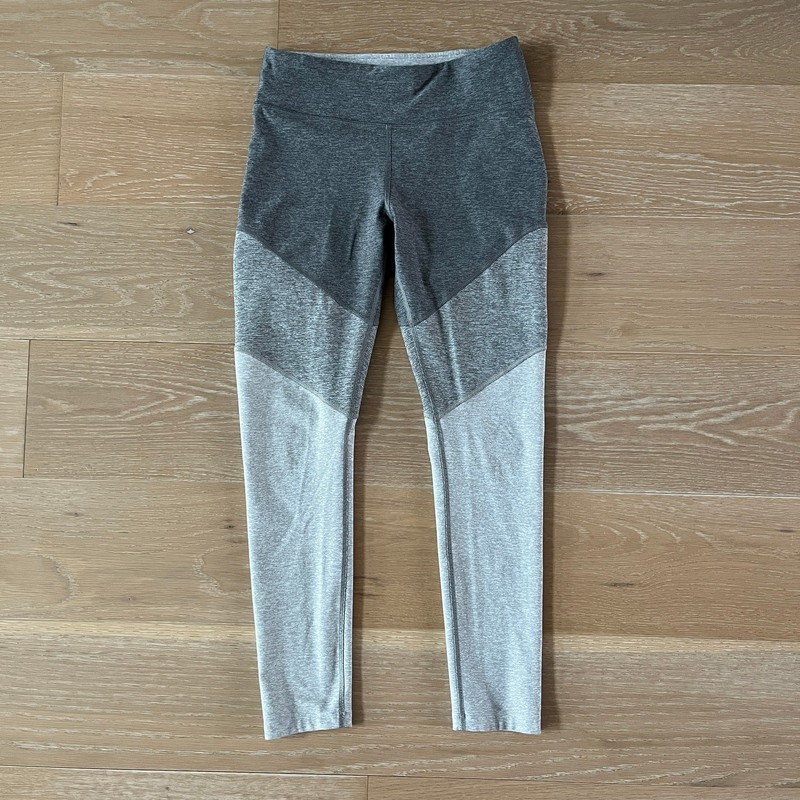 Outdoor Voices Gradient Leggings Graphite/Ash/Dove Medium