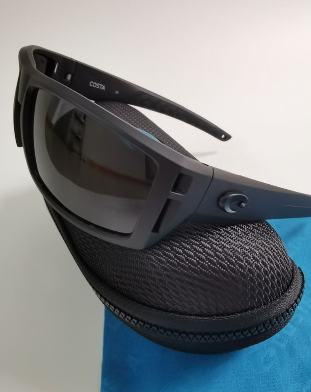 Costa Del Mar Men’s Diego Matte Black /Gray Mirror Polarized Sunglasses 580p
