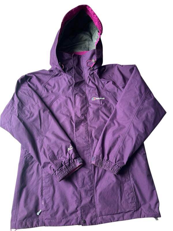 Berghaus AQ2 Raincoat Women’s Uk14 Purple Walking Hiking
