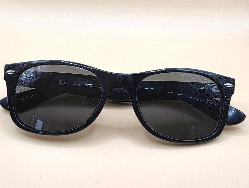 Original Ray-Ban RB2132 901 52-18 3N Wayfarer Polished Black G-15 Sunglas Lenses