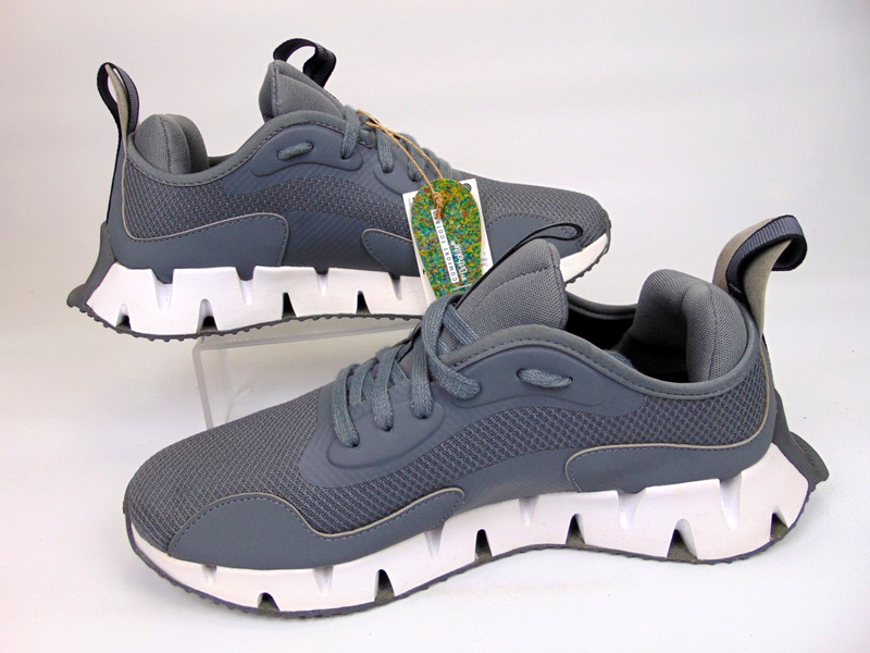 NEW Reebok Zig Dynamica Men's Running Shoes MISMATCH Size 8.0 - 8.5 Gray Sneaker gallery
