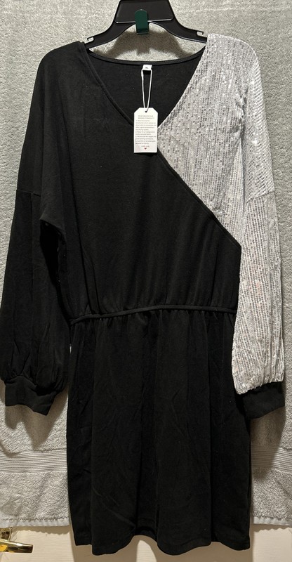 Ladies Black – One Arm Glitter Sequin – XL