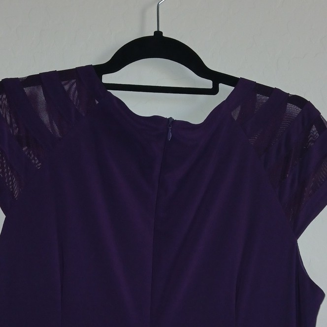 Jessica Howard Purple Solid Sheath Knee Dress Round Neck Ruched Mesh Cap 12 gallery