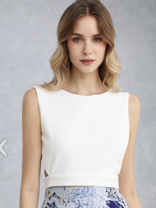BRAND NEW WITH TAGS!! CHICWISH White Bow Knot Crop Top, Size Small