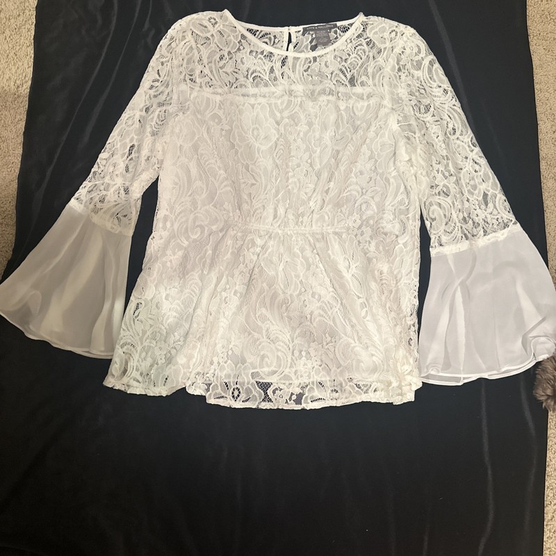 Kate and Mallory Womens Dressy Top White Lace Fairy-core Cottage-core.