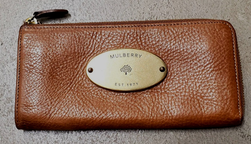 Mulberry Brown Leather Zip Around Wallet Classic Tree Plaque