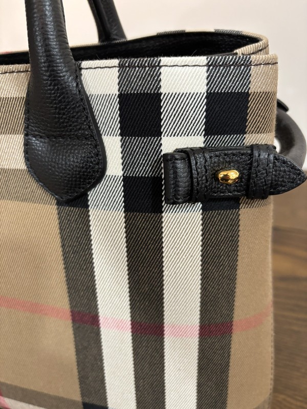 AUTHENTIC Burberry Banner Tote House Check Derby Canvas Shoulder Bag New gallery