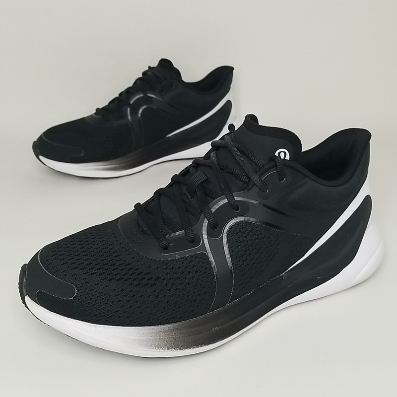 Lululemon Blissfeel Run 2 Winter Running Shoes Womens 7.5 Black Silver Drop