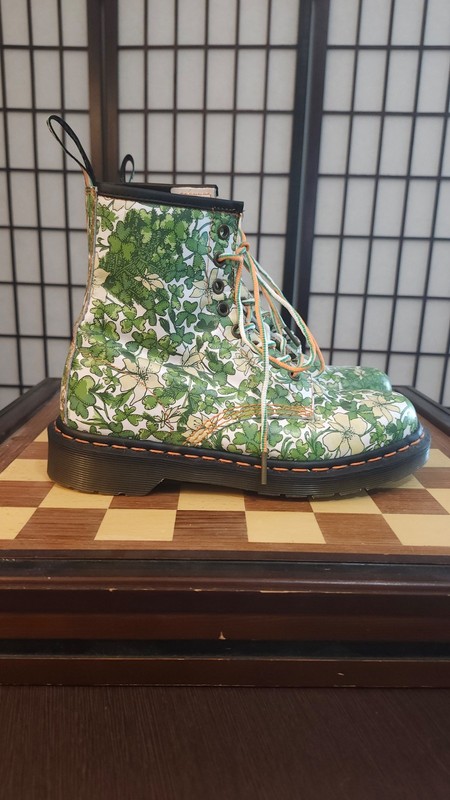 Title: RARE Dr. Martens 1460 Shamrock Backhand St. Patrick’s Day Limited Edition